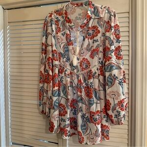 Source Unknown White Floral Tunic with Red & Blue Blooms